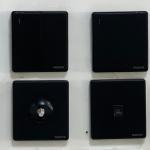 Game contact noir GM par pics